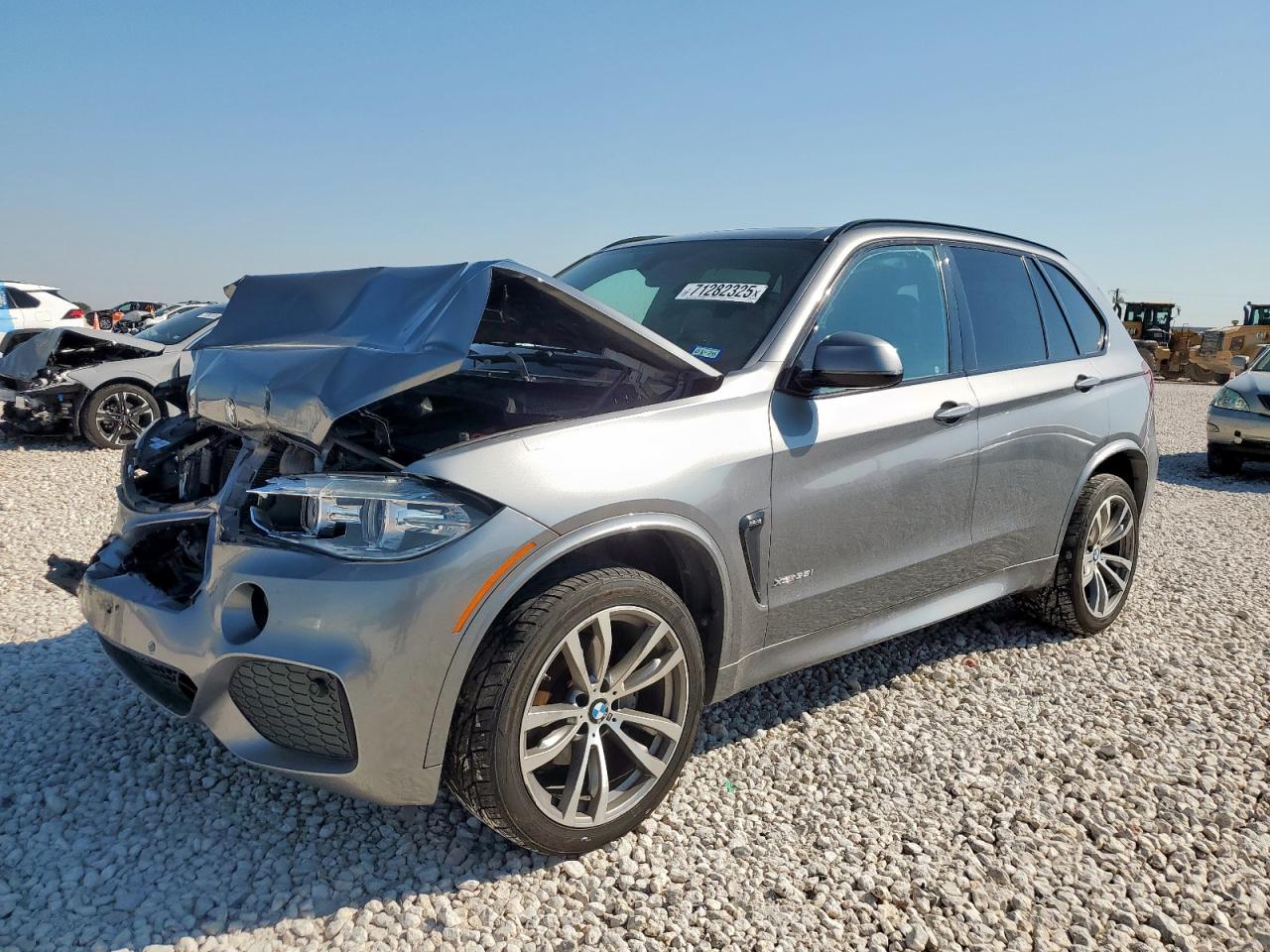 2015 BMW X5 xDrive35i, VIN 5UXKR0C52F0P00664 — Front end