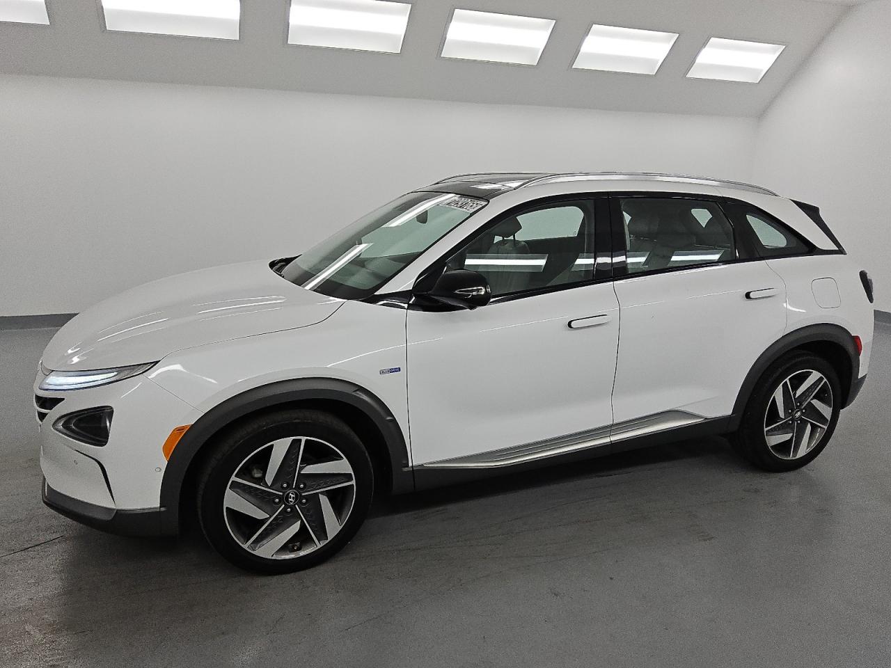 2019 Hyundai NEXO Limited, VIN KM8J84A6XKU001364 — Normal wear