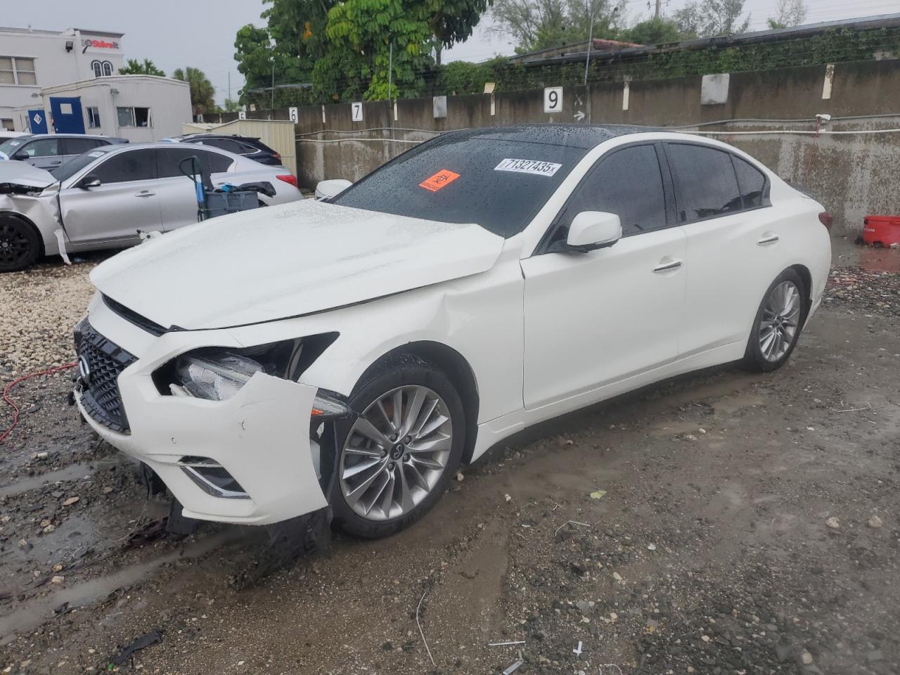 2021 Infiniti Q50 Luxe, VIN JN1EV7BP6MM704845 — Front end