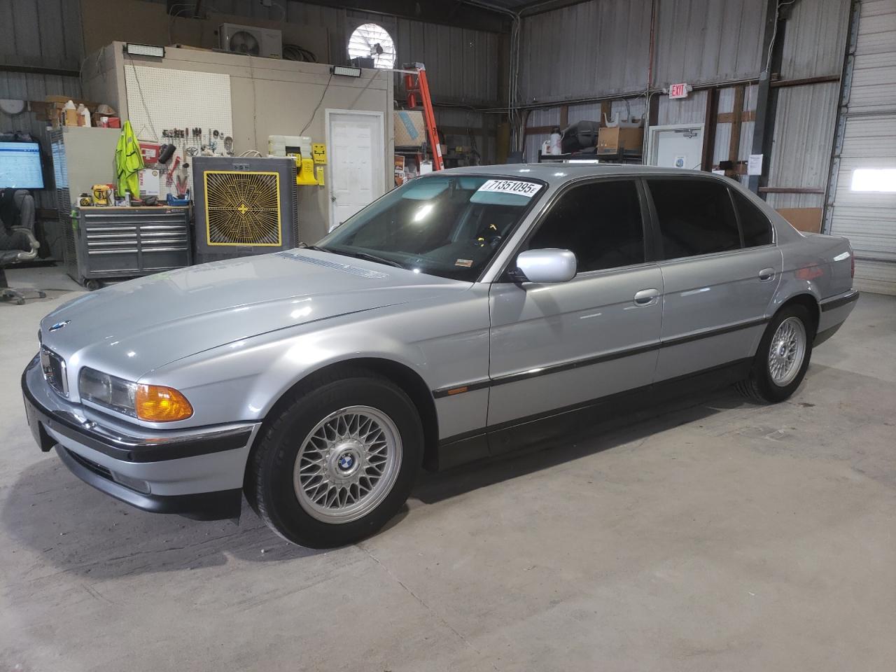 1997 BMW 7 Series 740iL, VIN WBAGJ8321VDM03554 — Front end