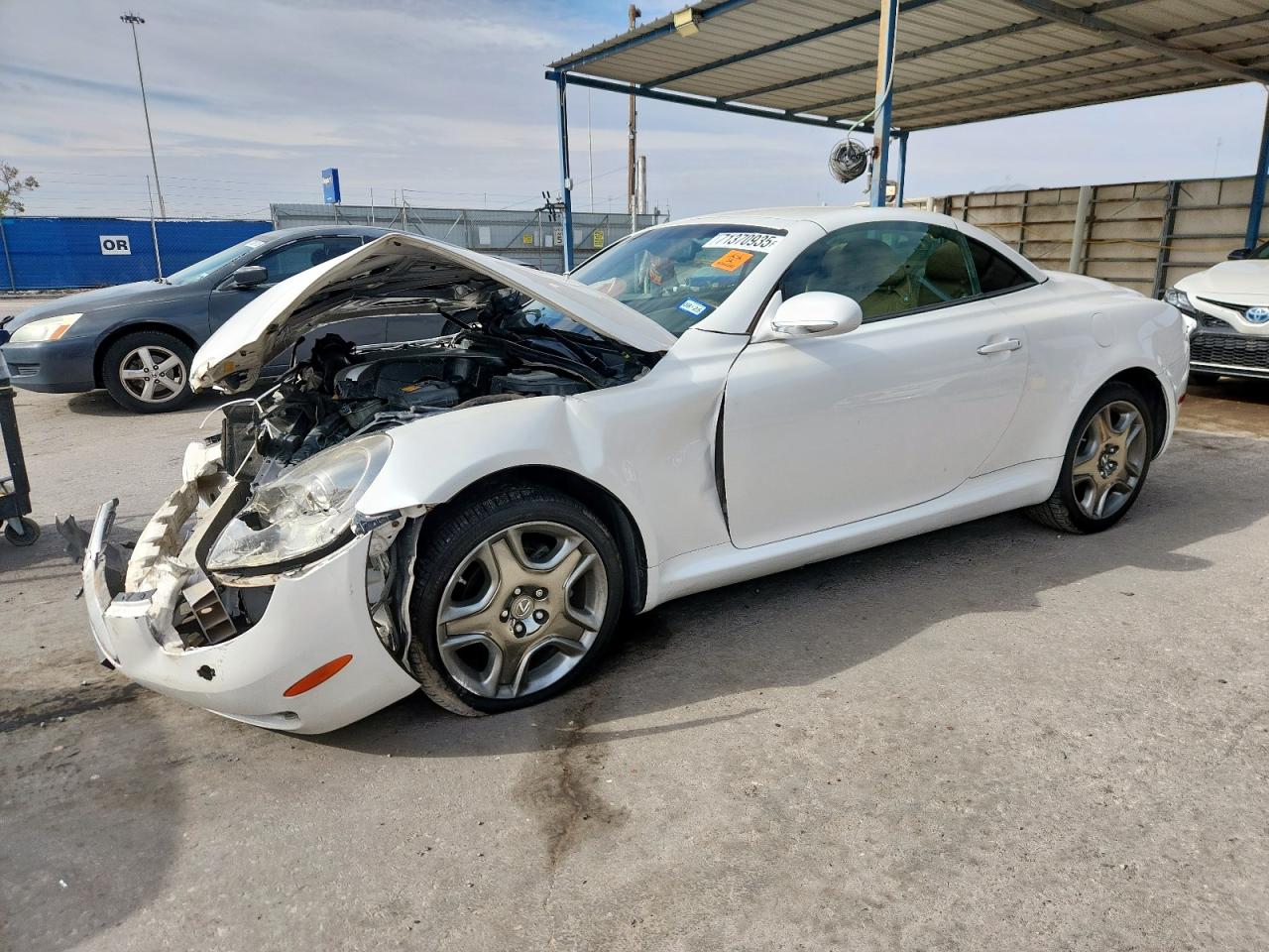 2007 Lexus SC 430, VIN JTHFN45YX79014929 — Front end
