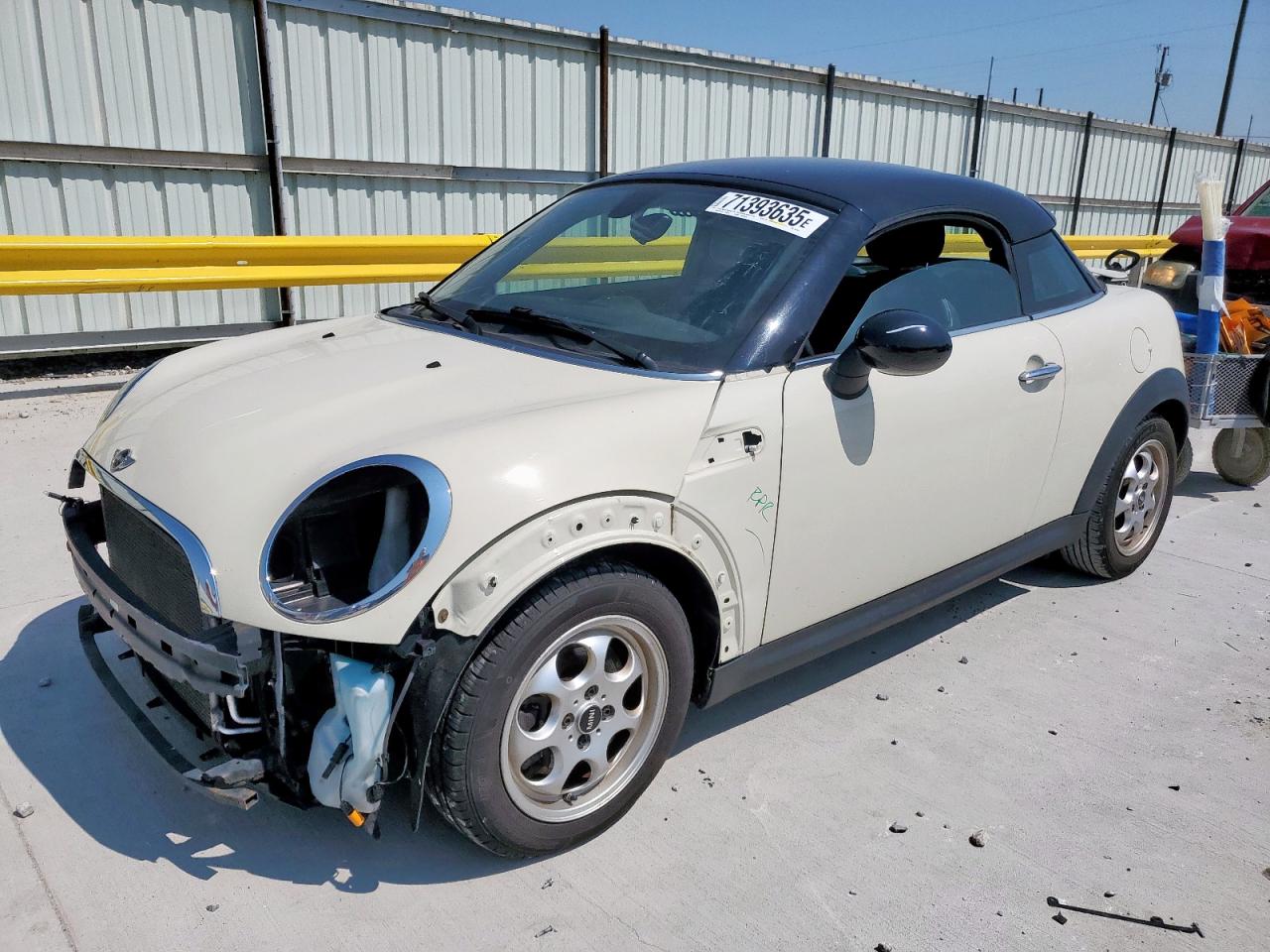 2013 MINI Coupe, VIN WMWSX1C5XDT507622 — Перед