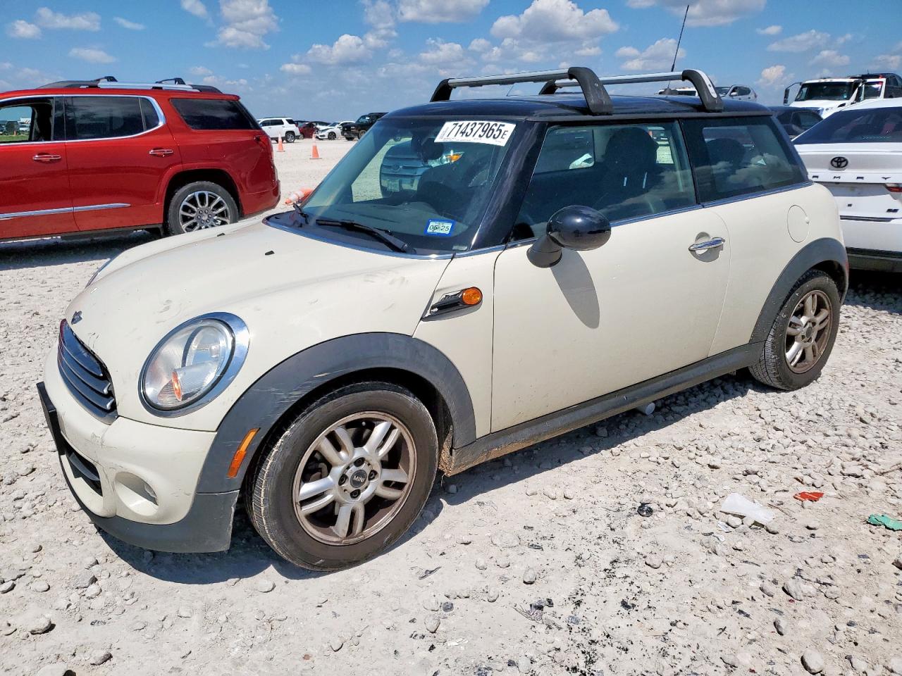 2013 MINI Hardtop, VIN WMWSU3C5XDT374641 — Град