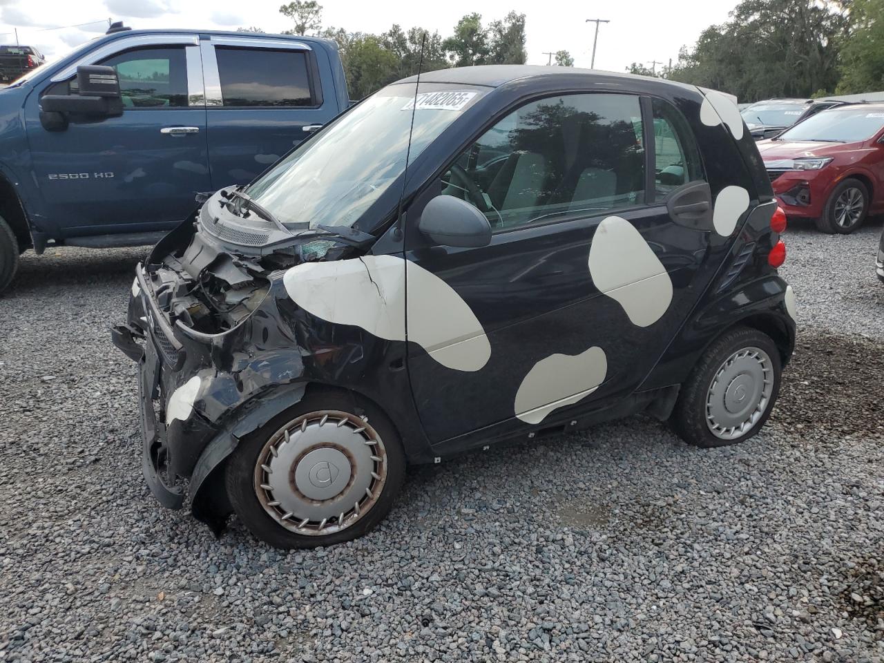 2013 Smart fortwo Pure, VIN WMEEJ3BA2DK714671 — Front end