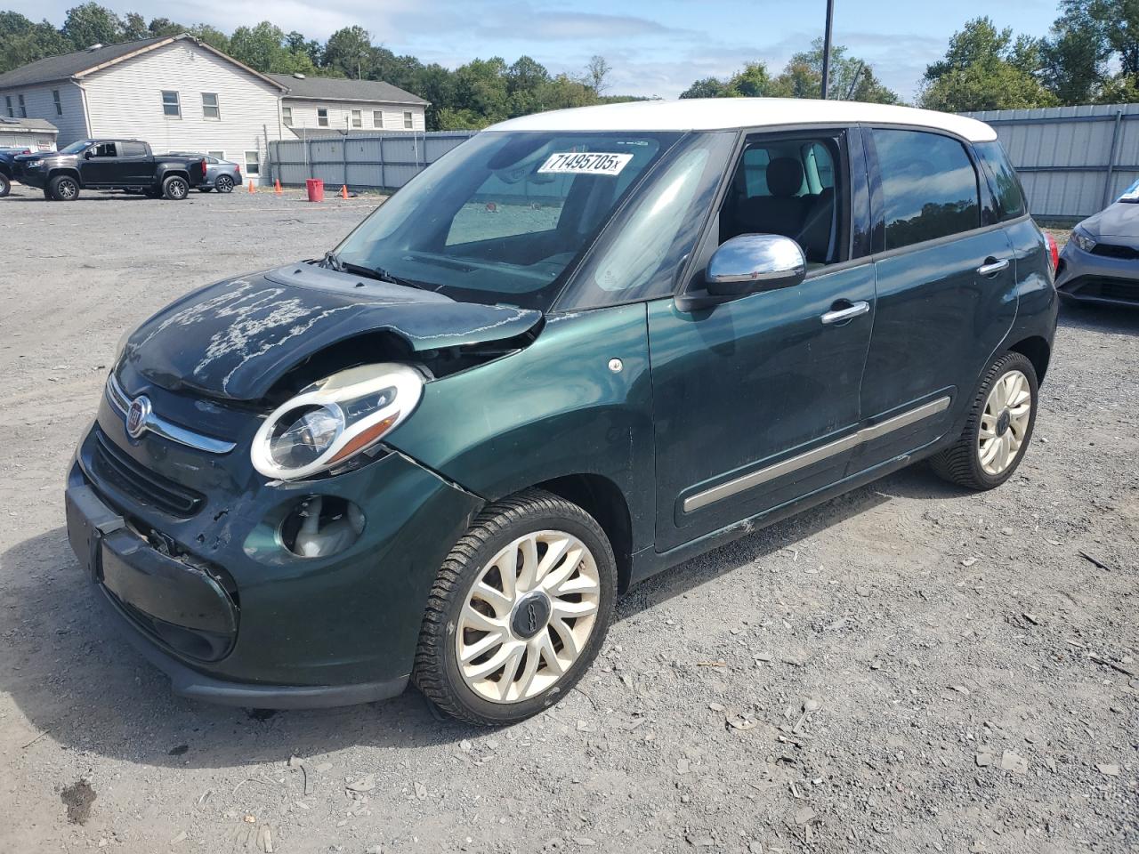 2015 FIAT 500L Lounge, VIN ZFBCFACH4FZ032735 — Front end