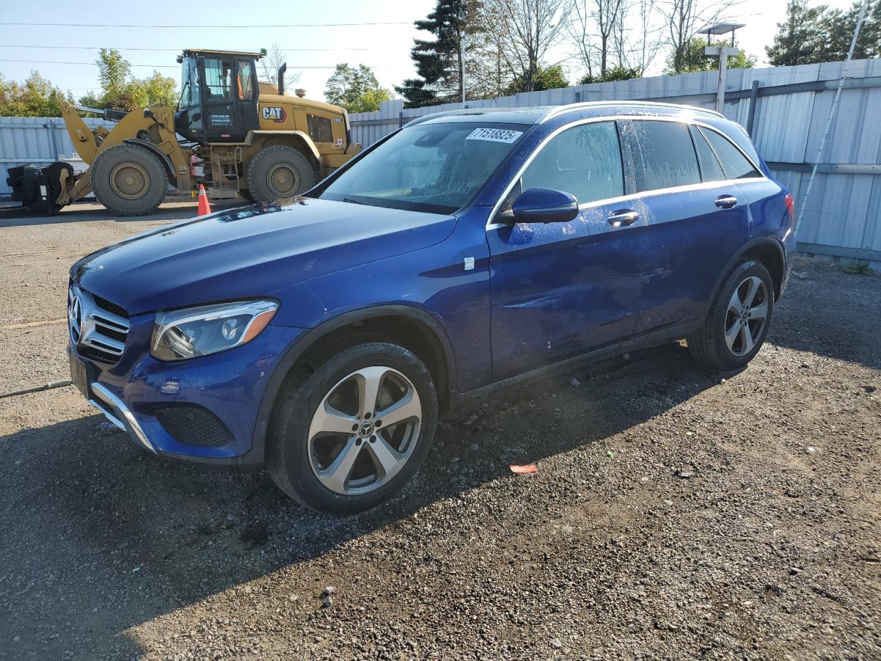 2018 Mercedes-Benz GLC 300, VIN WDC0G4KB1JV014358 — Front end