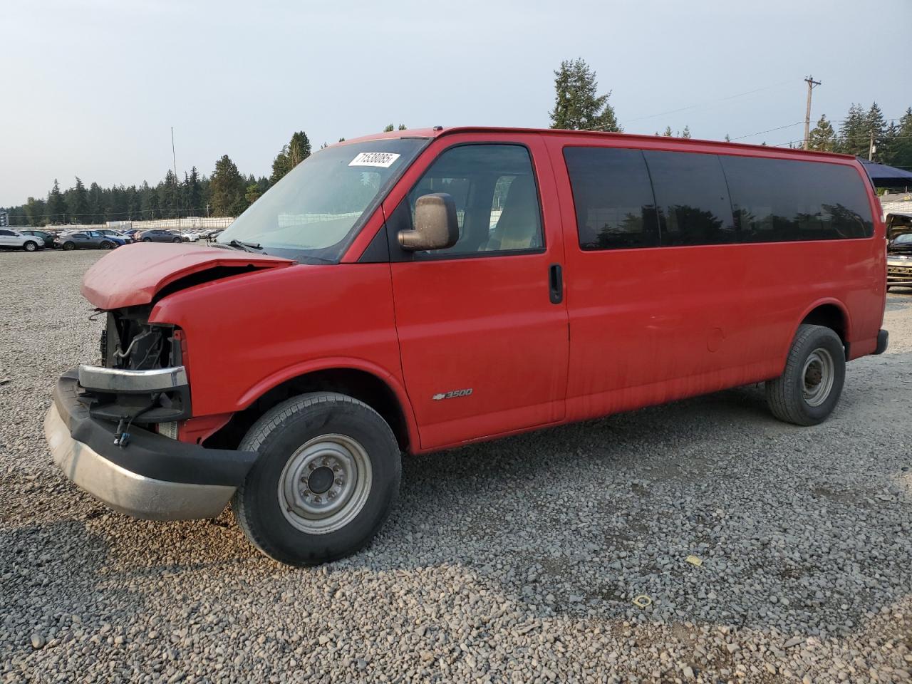 2004 Chevrolet Express Passenger, VIN 1GAHG39U041242592 — Front end
