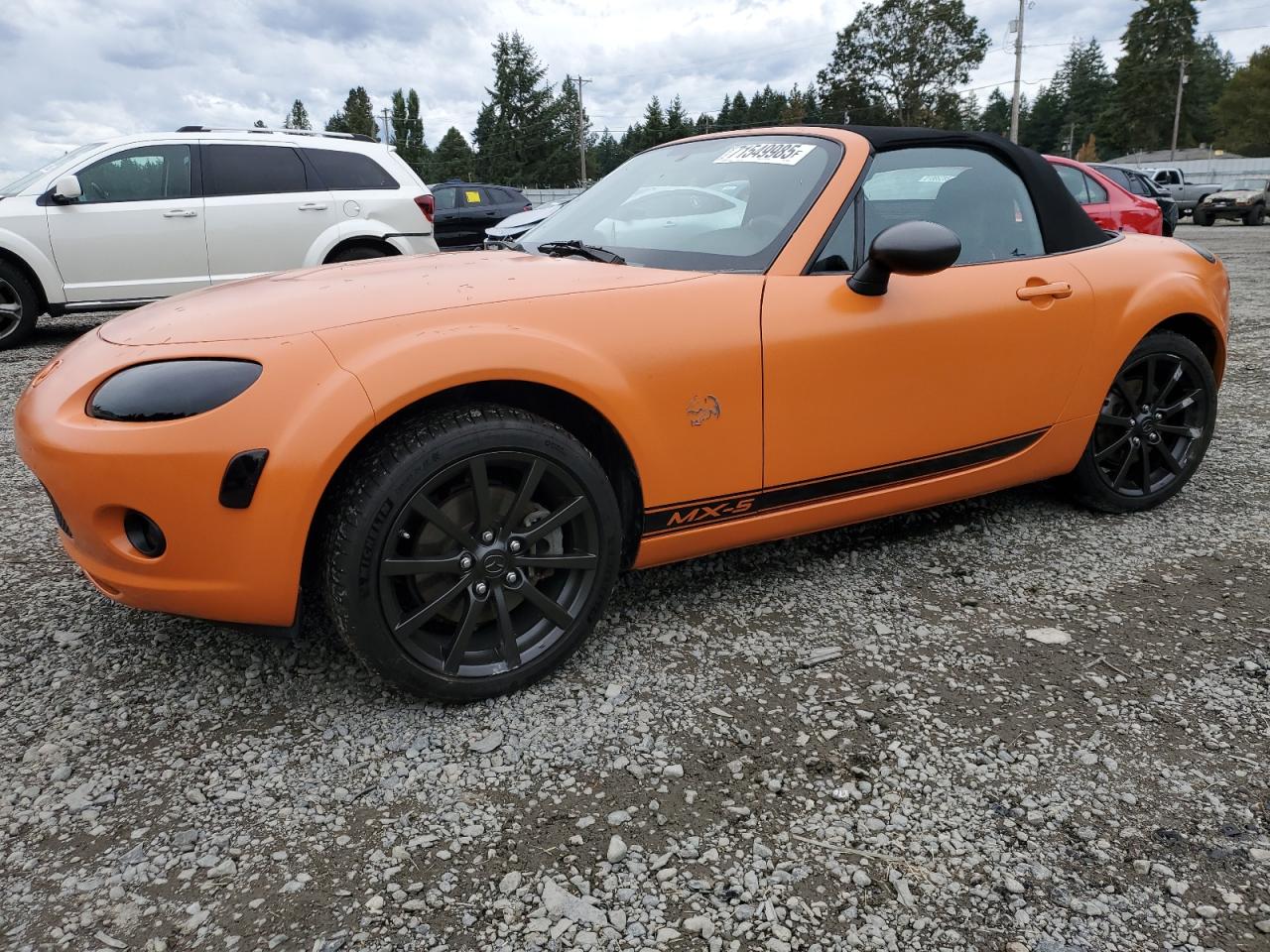 2008 Mazda MX-5 Miata Touring, VIN JM1NC25F280146868 — Side