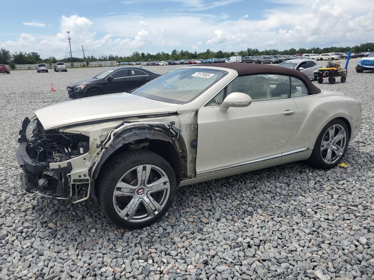 2013 Bentley Continental GT, VIN SCBGT3ZA7DC085185 — Front end