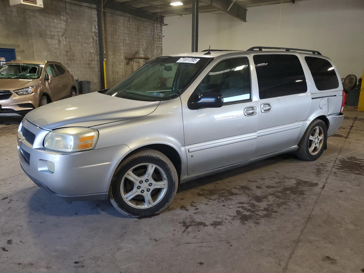 2006 Chevrolet Uplander 3LT, VIN 1GNDV33L56D128723 — Rear end