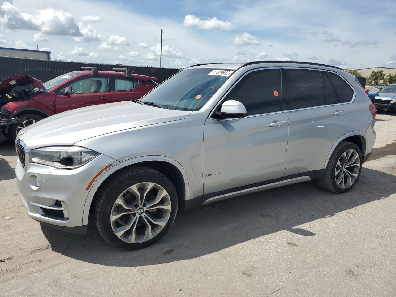 2015 BMW X5 xDrive35i, VIN 5UXKR0C57F0K67794 — Front end