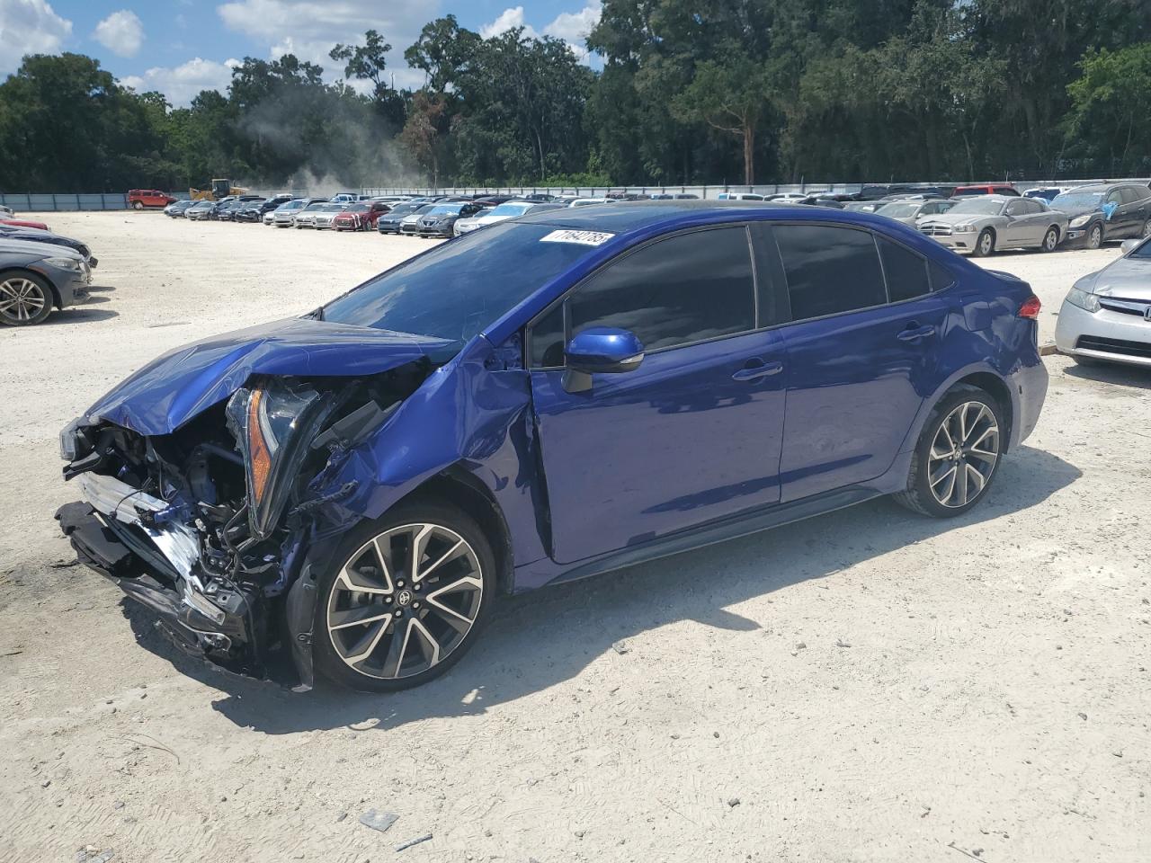 2021 Toyota Corolla SE, VIN 5YFS4MCE9MP096153 — Front end