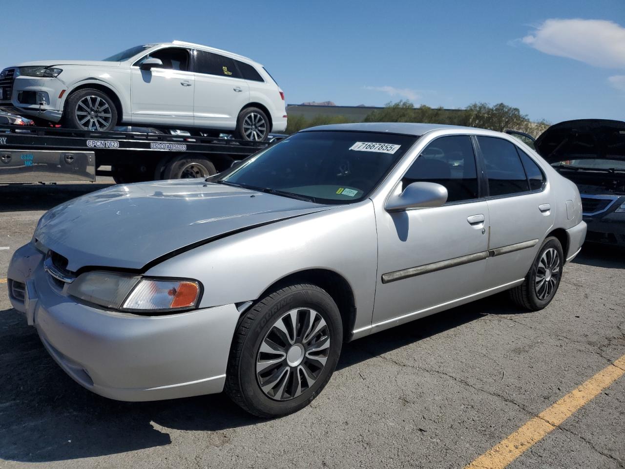 1999 Nissan Altima XE, VIN 1N4DL01D1XC252414 — Front end