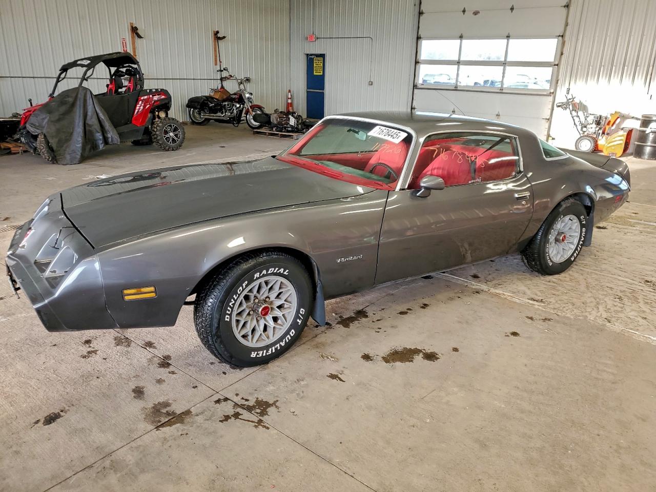1981 Pontiac Firebird, VIN 1G2AS87A4BN117926 — Normal wear