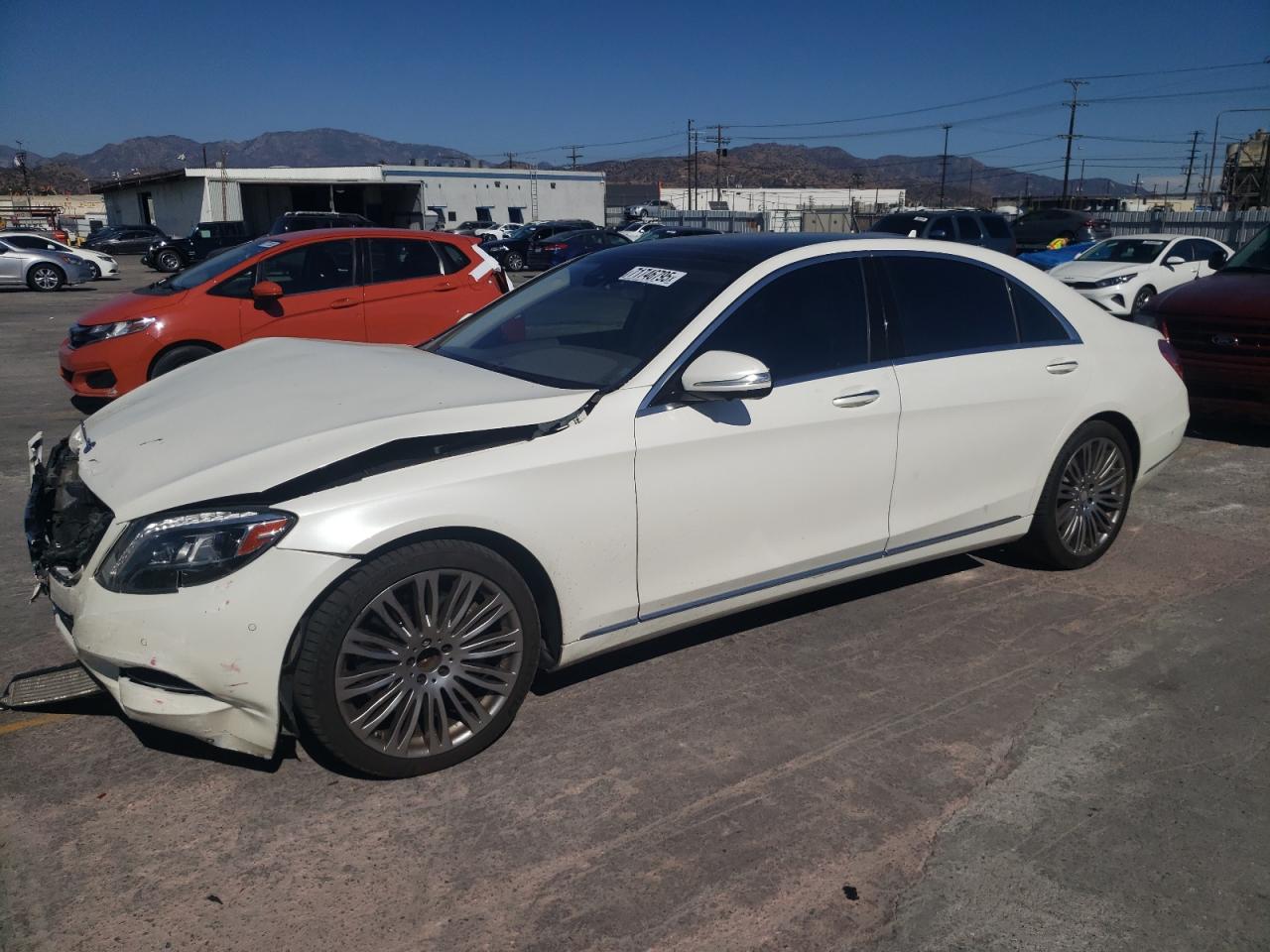 2015 Mercedes-Benz S 550, VIN WDDUG8CB9FA114063 — Front end