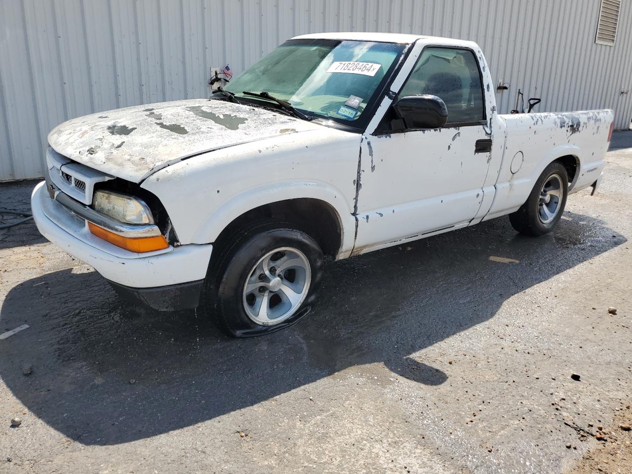 2003 Chevrolet S-10 LS, VIN 1GCCS14H538180532 — Normal wear