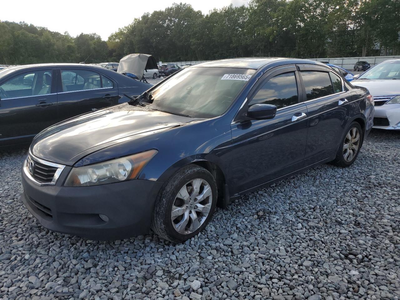 2010 Honda Accord EX-L, VIN 5KBCP3F82AB011111 — Engine fire