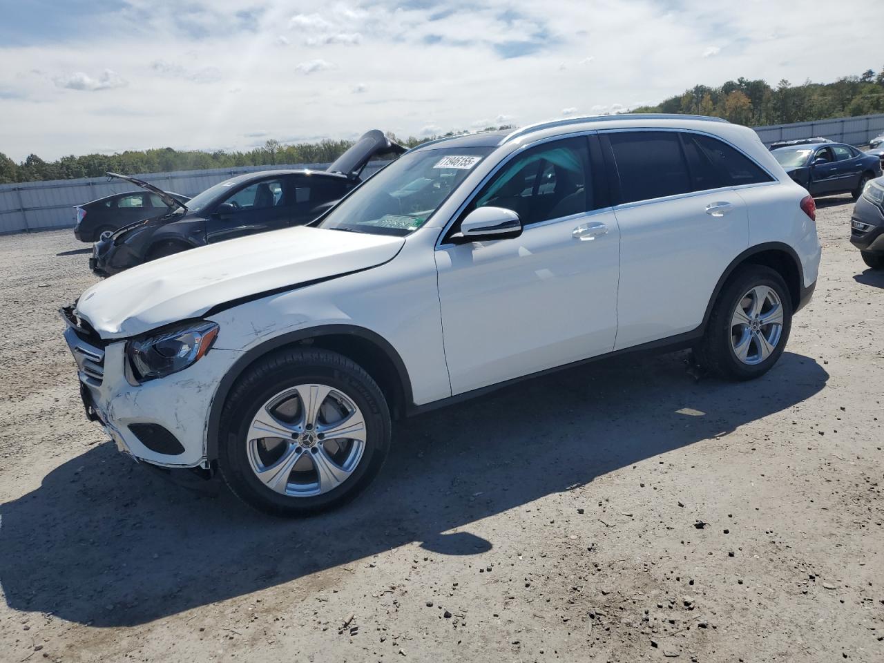 2018 Mercedes-Benz GLC 300, VIN WDC0G4KB2JV071586 — Front end