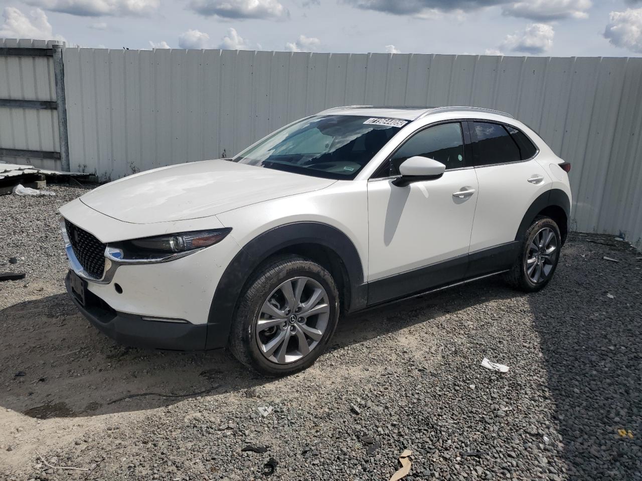 2024 Mazda CX-30 S Premium, VIN 3MVDMBDMXRM664166 — Rear end