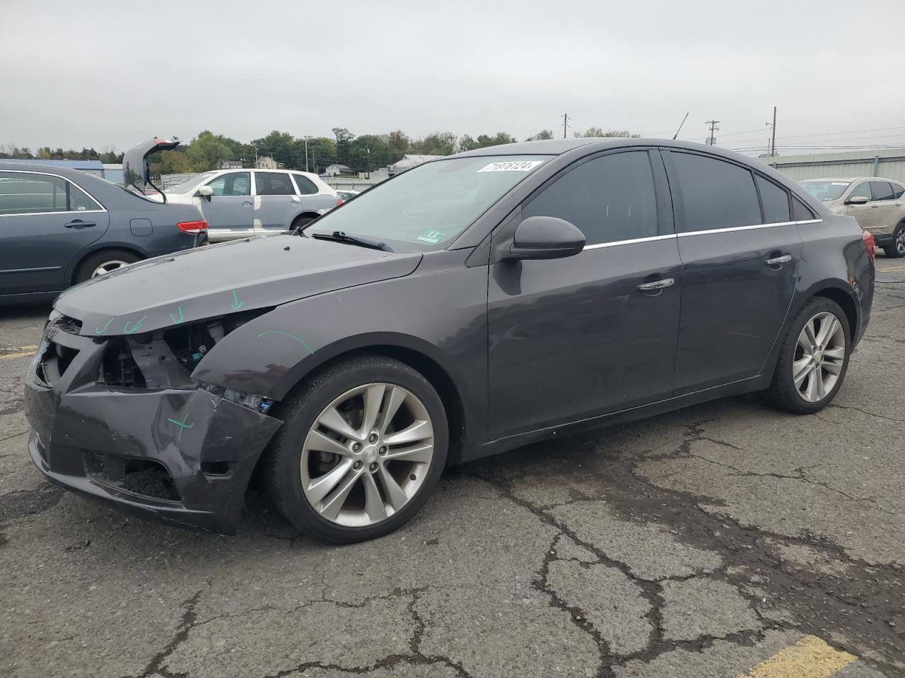 2014 Chevrolet Cruze LTZ, VIN 1G1PG5SB9E7340020 — Front end