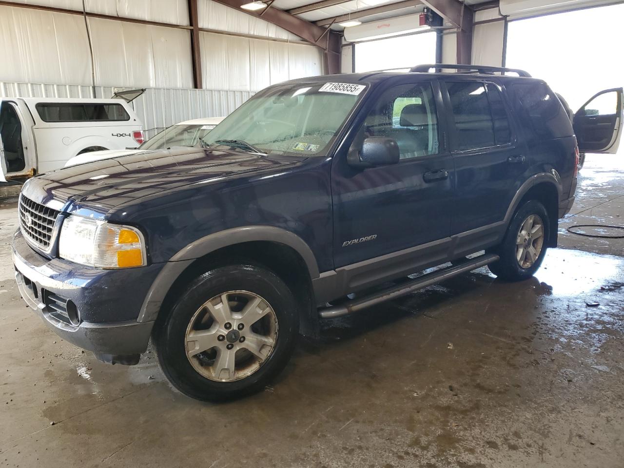 2002 Ford Explorer XLT, VIN 1FMZU73E42UC72196 — Side