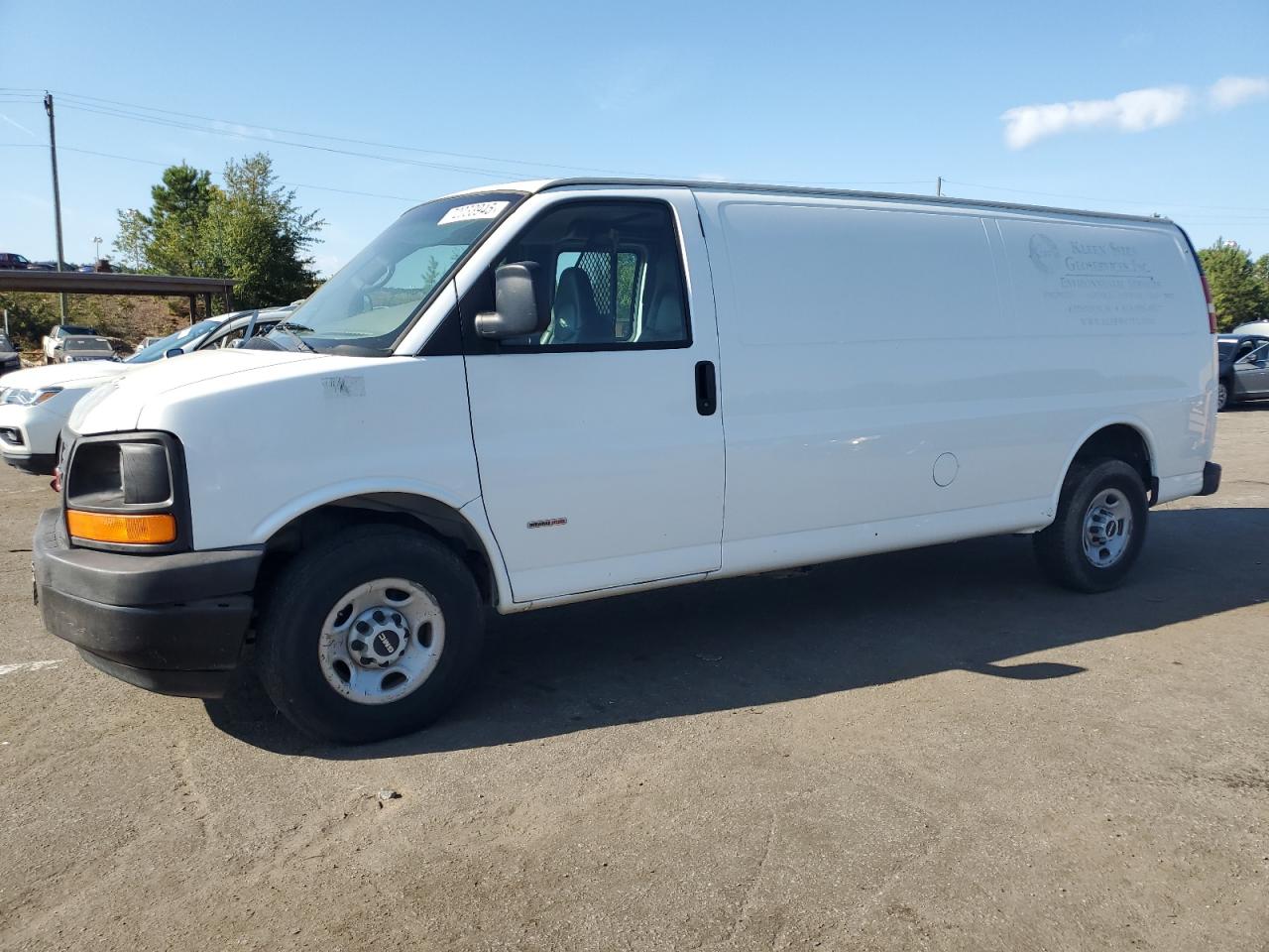 2008 GMC Savana, VIN 1GTHG396581168665 — Minor dents and scratches