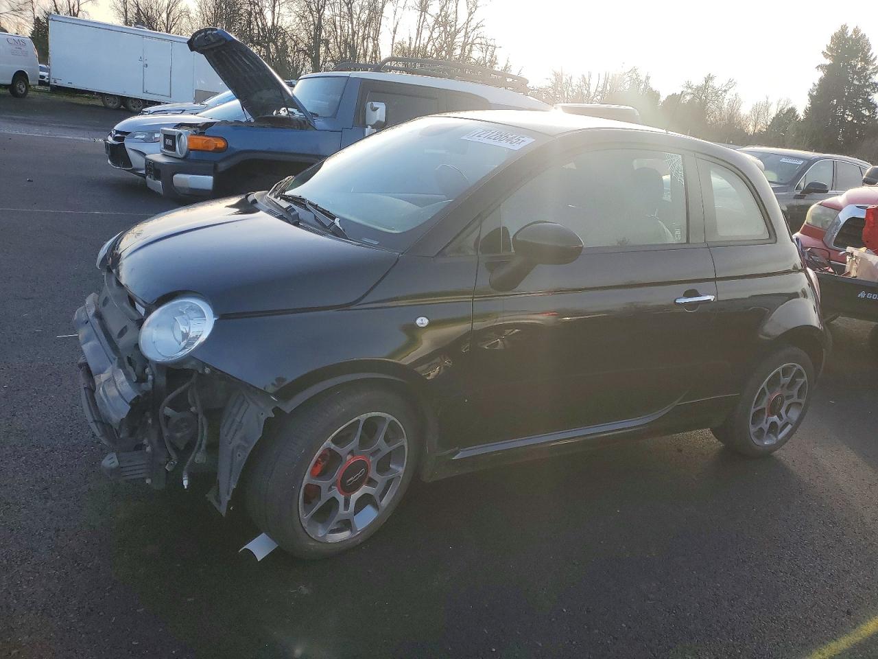 2015 FIAT 500 Sport, VIN 3C3CFFBR5FT624855 — Front end