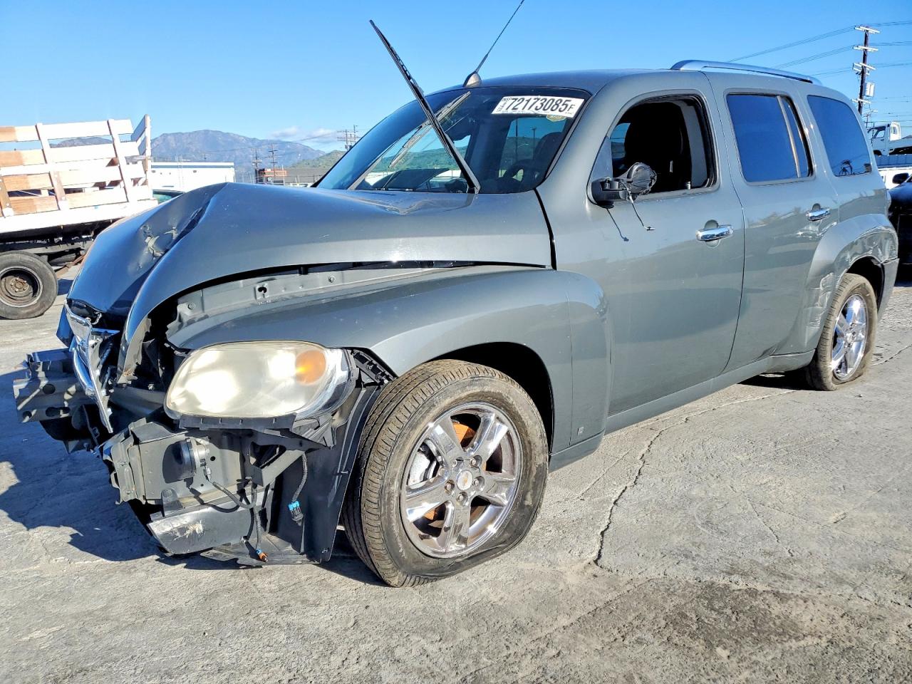2009 Chevrolet HHR 1LT, VIN 3GNCA23B99S522609 — Front end