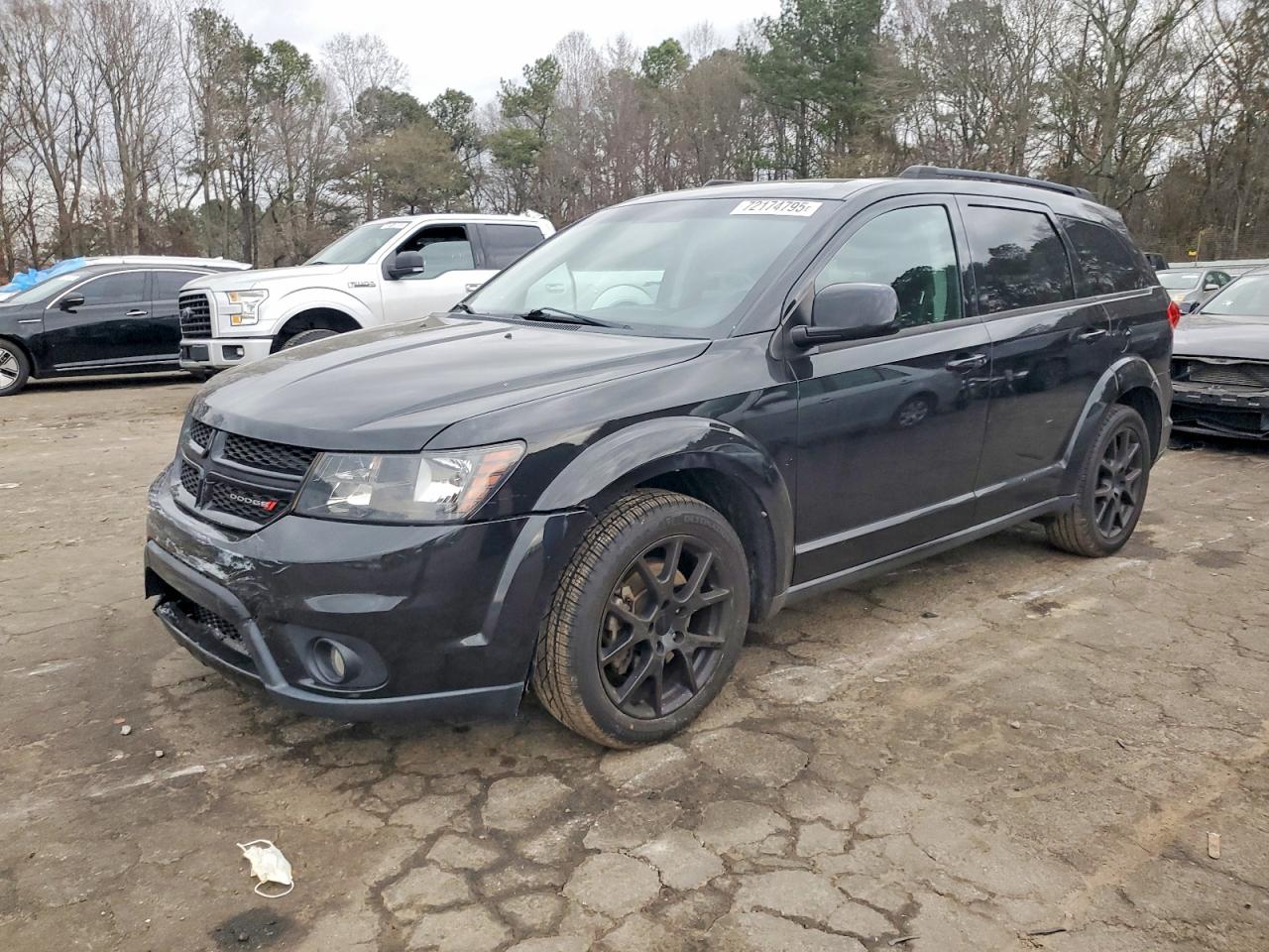 2013 Dodge Journey SXT, VIN 3C4PDCBG3DT685196 — Front end