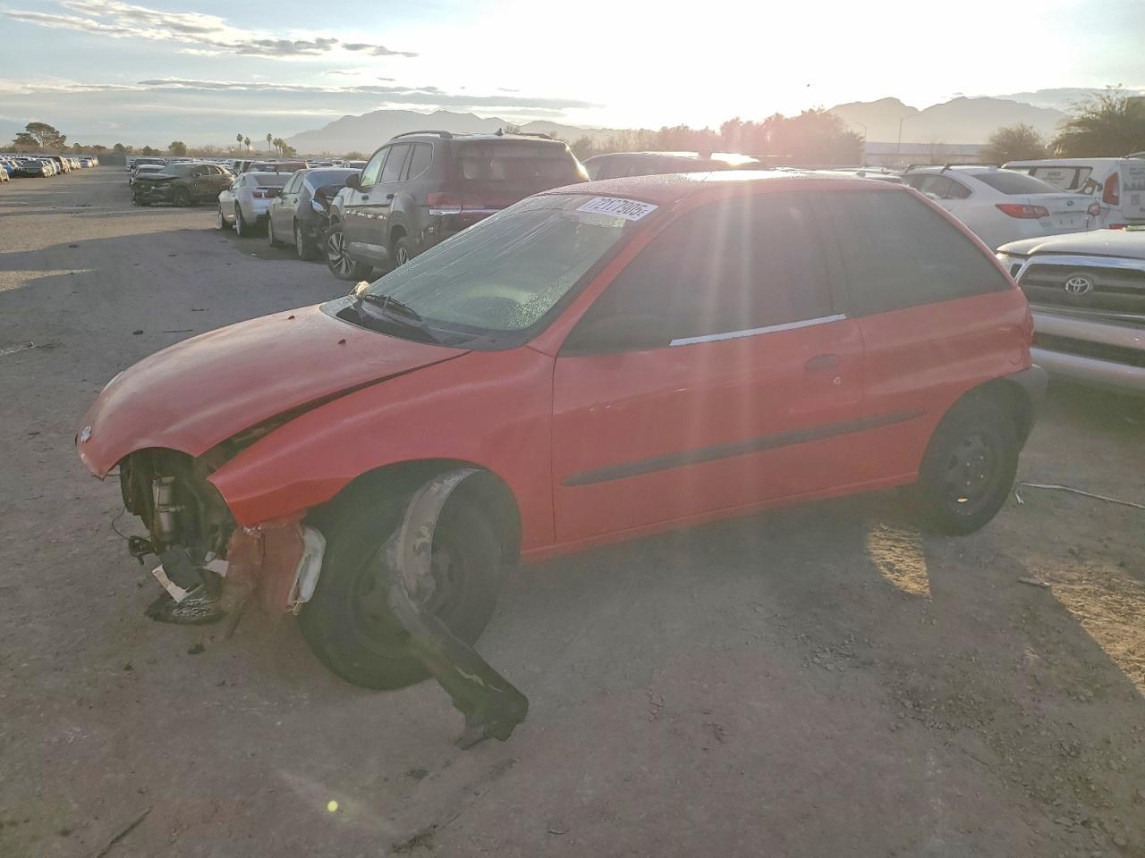 2000 Geo Metro, VIN 2C1MR2268Y6705892 — Перед