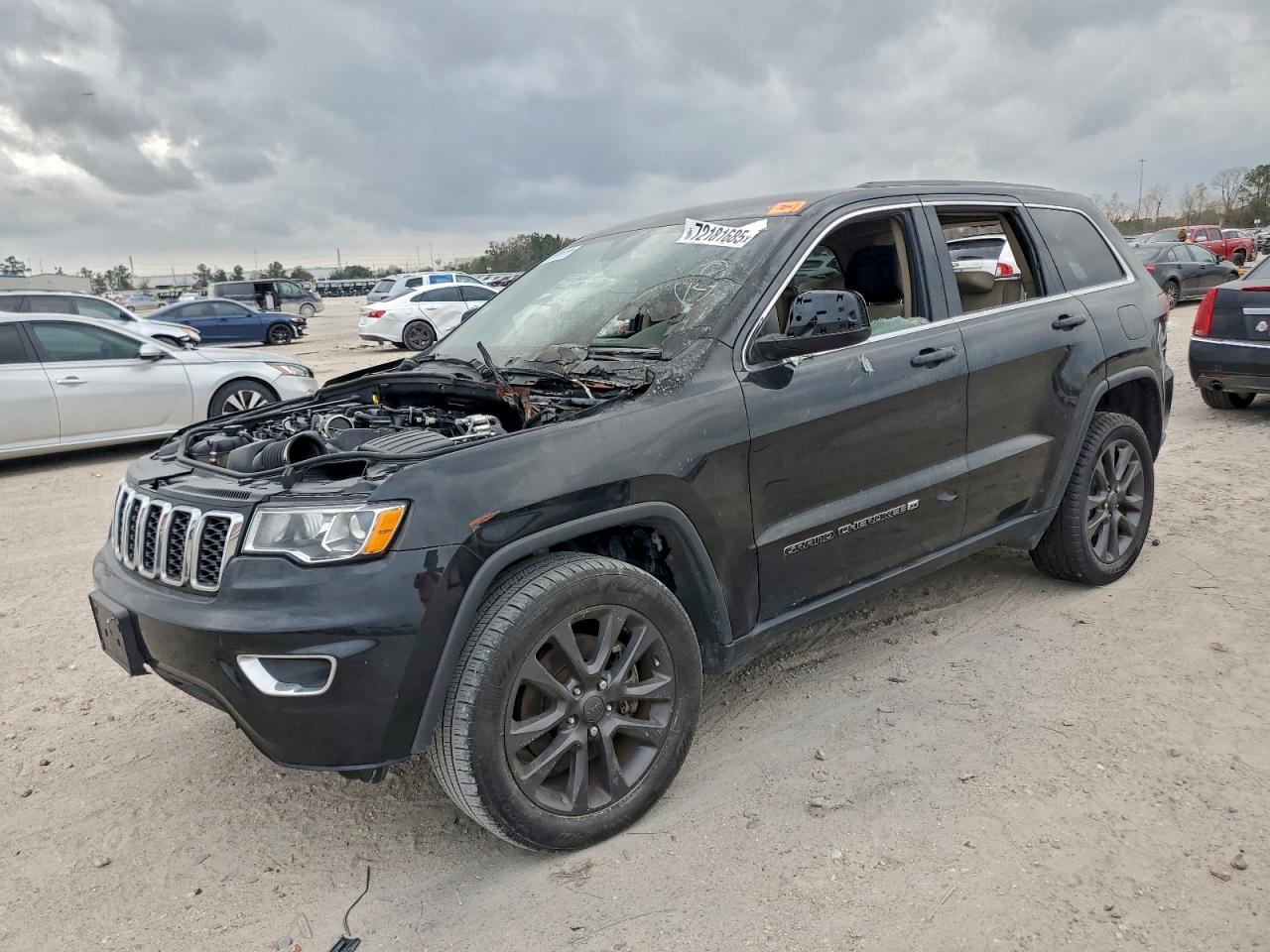 2022 Jeep Grand Cherokee Laredo X, VIN 1C4RJFAG8NC163049 — Interior fire