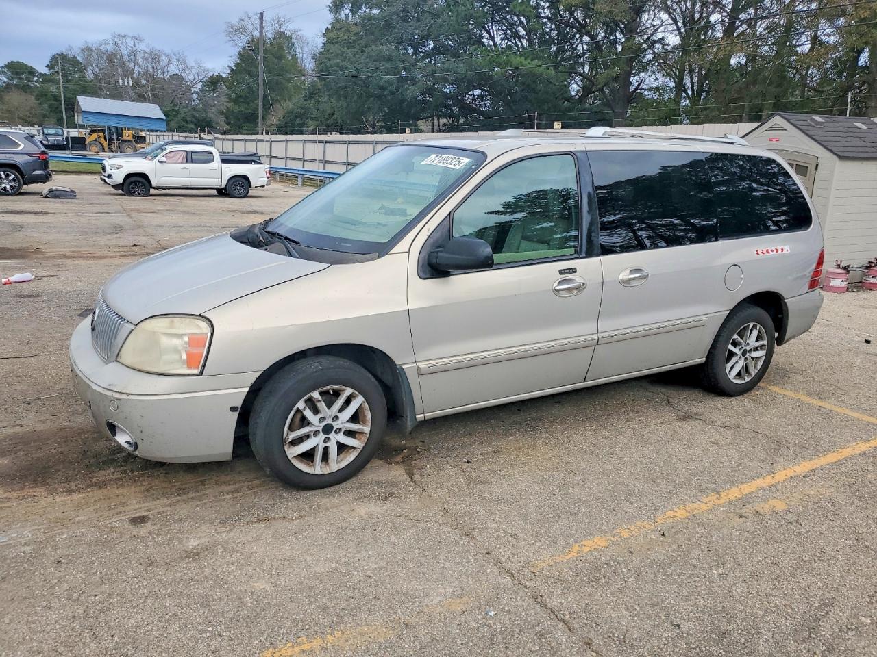 2006 Mercury Monterey Luxury, VIN 2MRDA22226BJ04129 — Фото с аукциона 1 of 4