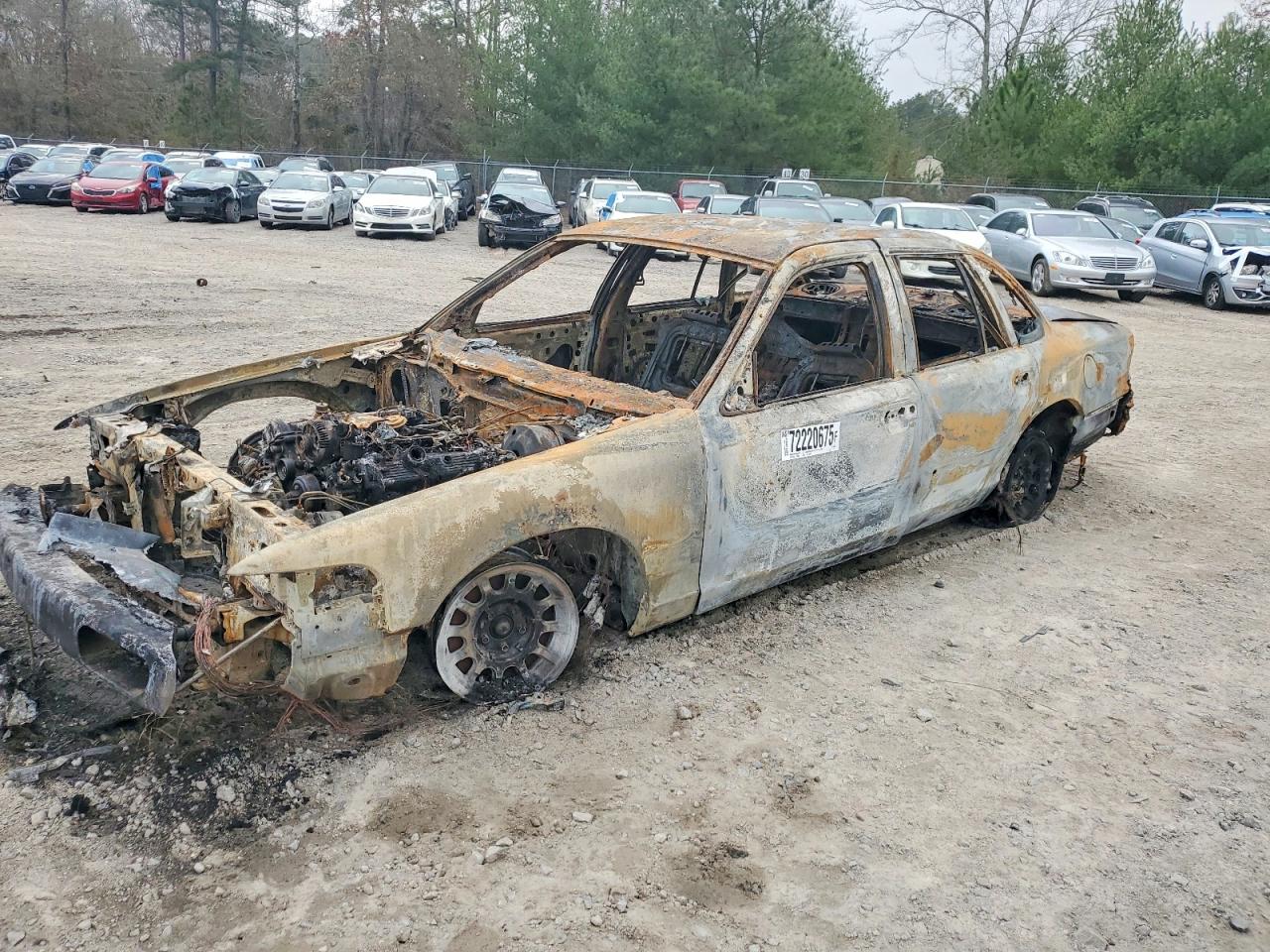 1996 Ford Crown Victoria LX, VIN 2FALP74W5TX175596 — Burn