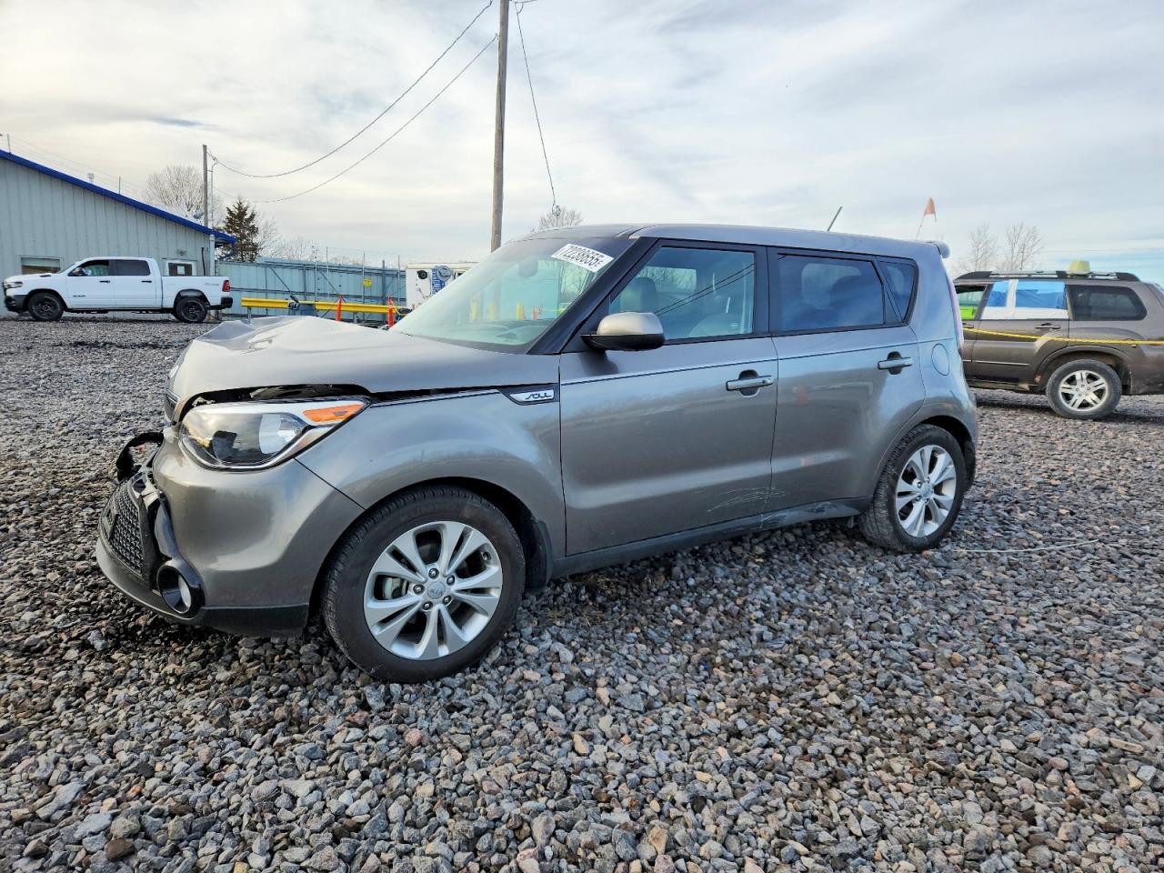 2016 Kia Soul +, VIN KNDJP3A54G7349076 — Front end