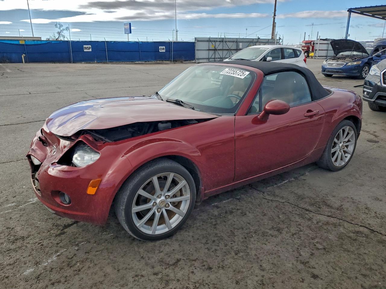 2006 Mazda MX-5 Miata Touring, VIN JM1NC25F160113745 — Front end