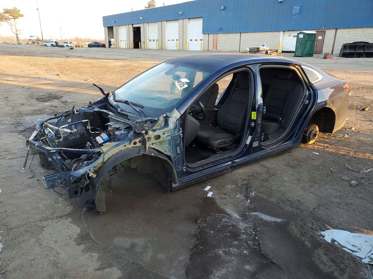 2017 Chevrolet Malibu LT, VIN 1G1ZE5ST6HF135577 — Stripped