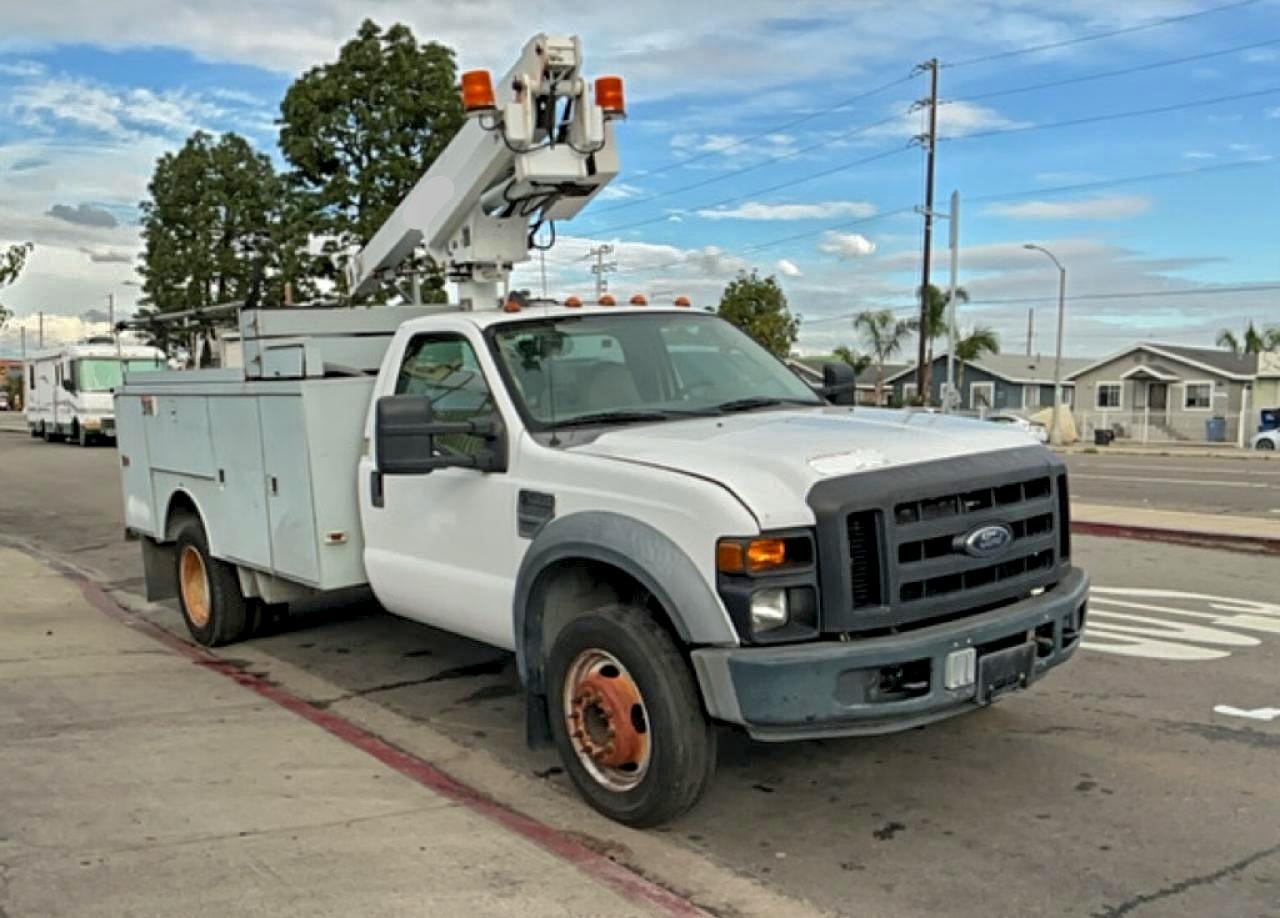 2008 Ford F-450, VIN 1FD4F46Y88EB87082 — Prior damage history
