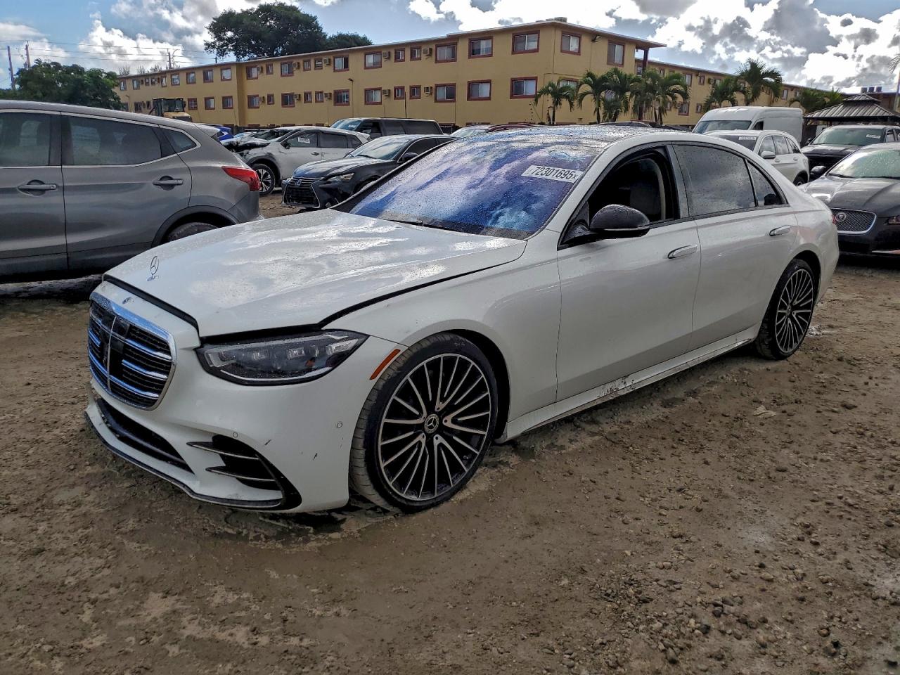 2024 Mercedes-Benz S 500, VIN W1K6G6DB0RA287454 — Front end