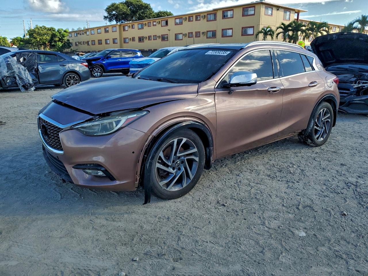 2017 Infiniti QX30 Sport, VIN SJKCH5CP6HA020462 — Water / flood