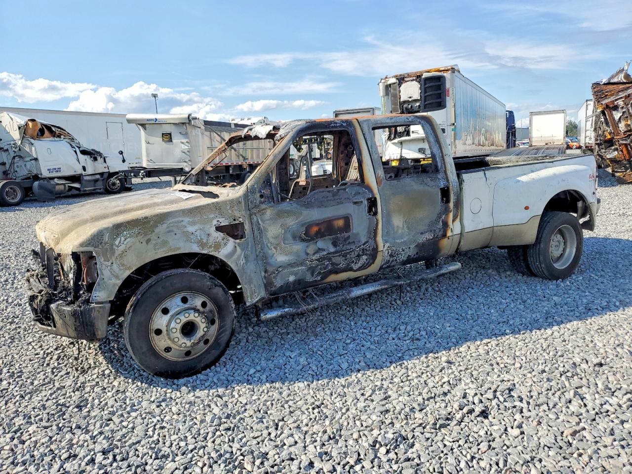 2008 Ford F-450 XL, VIN 1FTXW43R38EC35280 — Interior fire