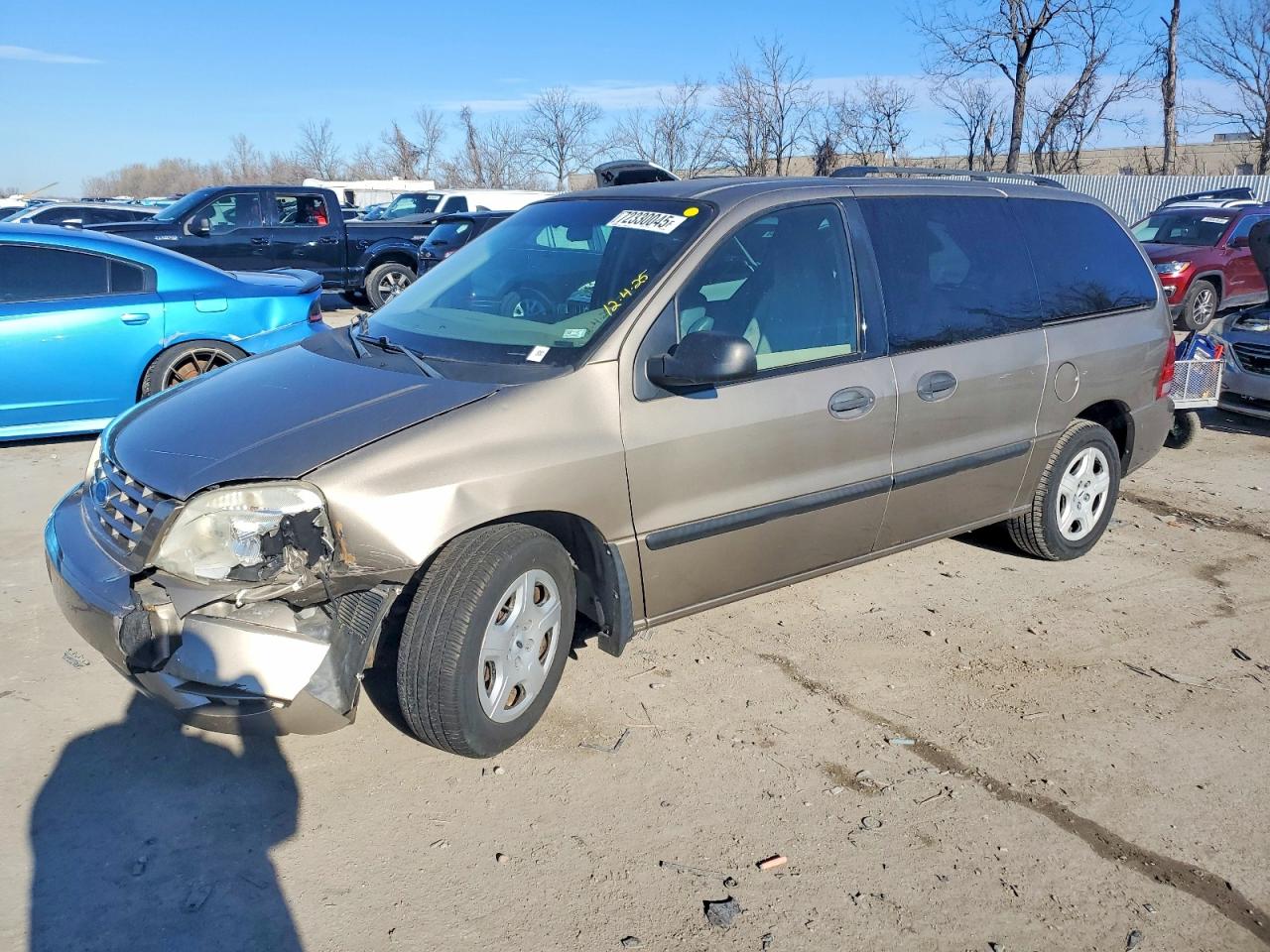 2005 Ford Freestar SE, VIN 2FMZA51685BA03184 — Side