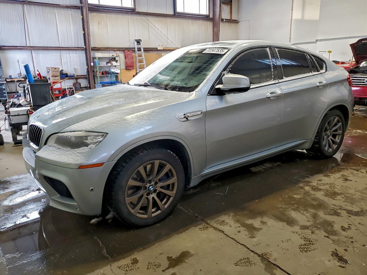 2014 BMW X6 M, VIN 5YMGZ0C53E0C40236 — Front end