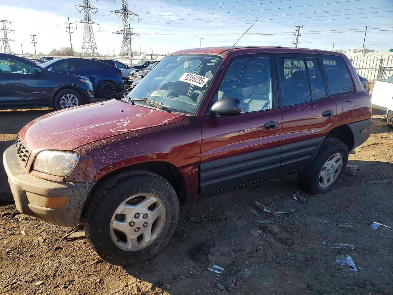 1998 Toyota RAV4, VIN JT3GP10V1W7029832 — Minor dents and scratches