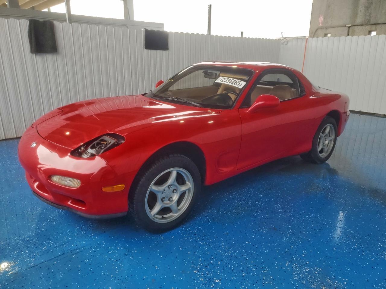 1993 Mazda RX-7, VIN JM1FD3312P0202059 — Front end