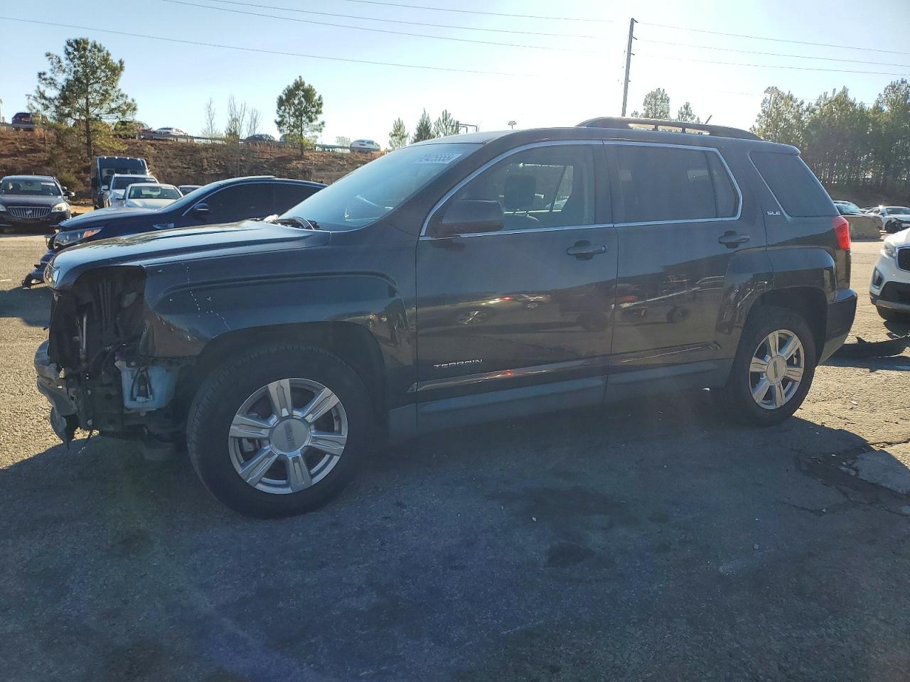2016 GMC Terrain SLE, VIN 2GKALNEKXG6134815 — Front end