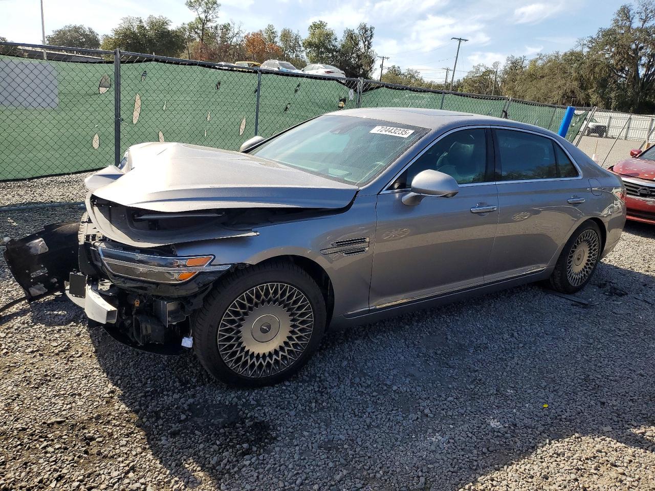 2021 Genesis G90 Ultimate, VIN KMTF54PH9MU085175 — Front end
