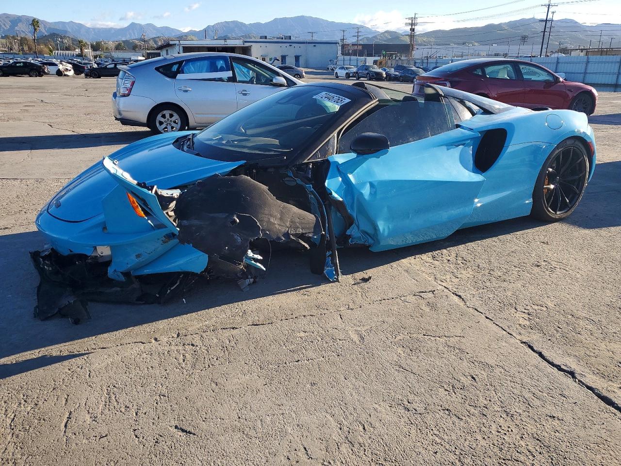 2025 McLaren Artura, VIN SBM16BEA8SW003865 — Front end