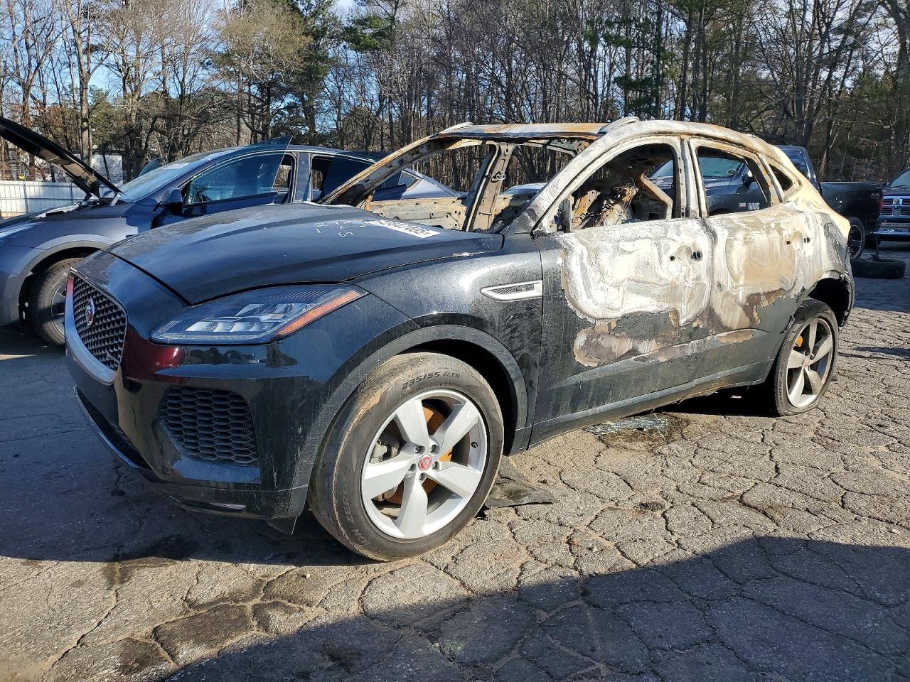2020 Jaguar E-Pace R-Dynamic S, VIN SADFT2GX1L1002908 — Пожар