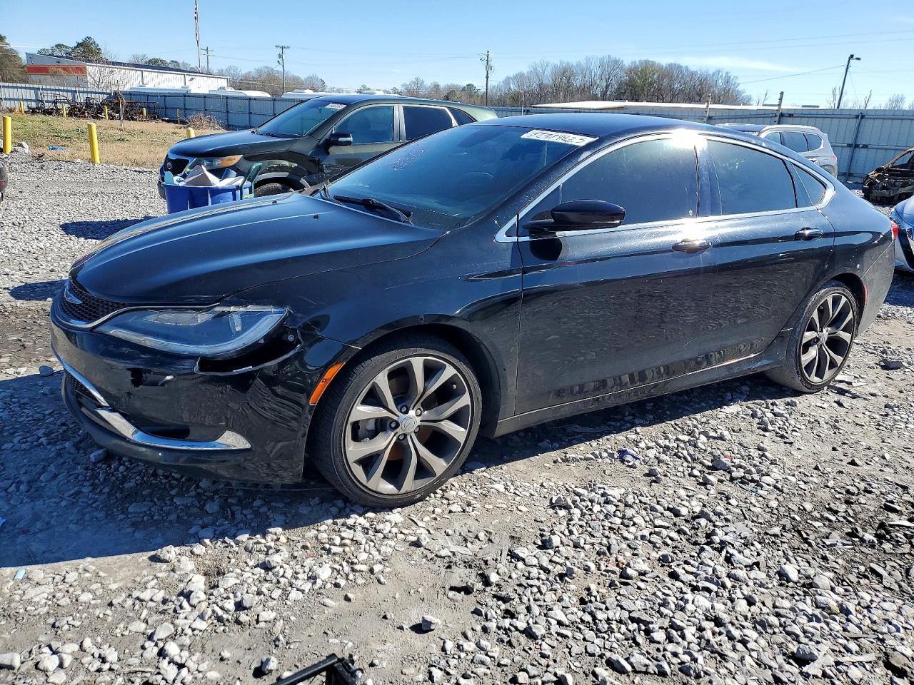 2015 Chrysler 200 C, VIN 1C3CCCCB8FN564983 — Front end
