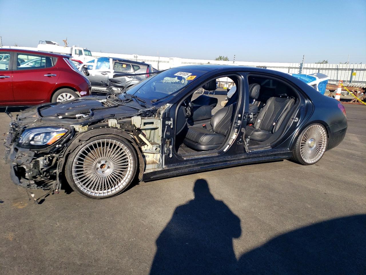 2019 Mercedes-Benz S 560, VIN WDDUG8DB6KA437706 — Stripped